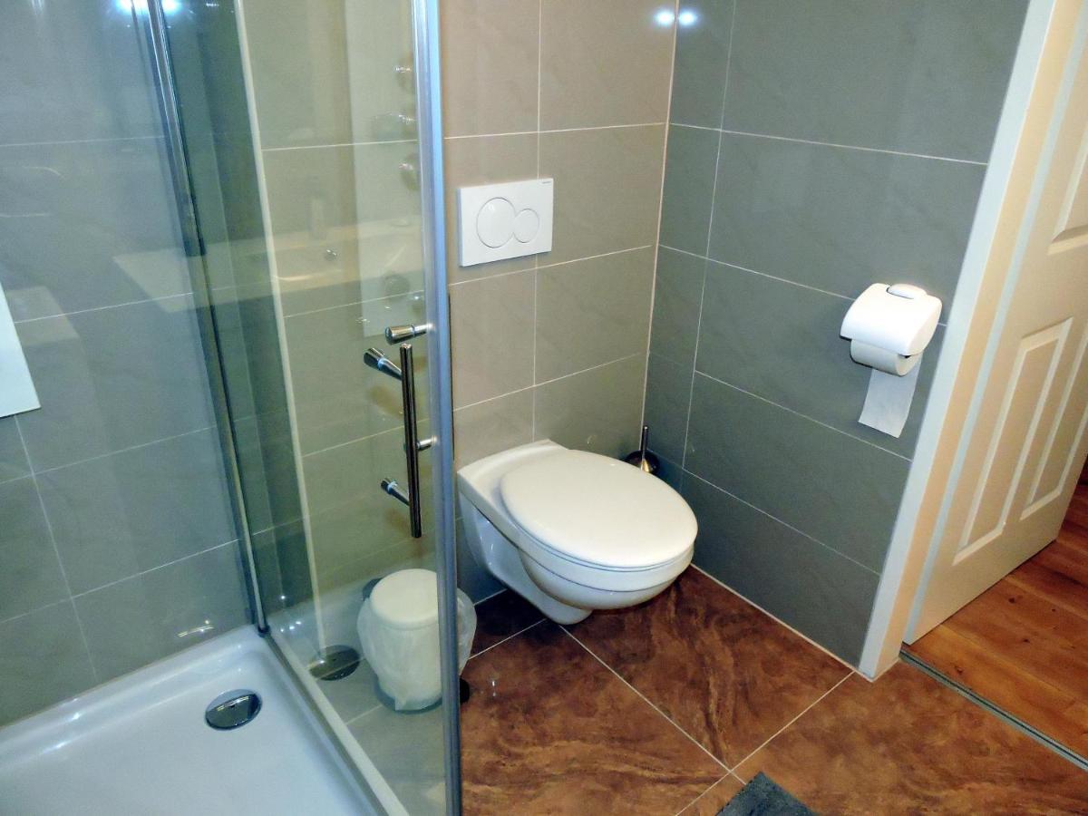 211 Amsterdam, Studio Apartment, 30M2 1-4 Pers Klagenfurt am Woerthersee Ngoại thất bức ảnh