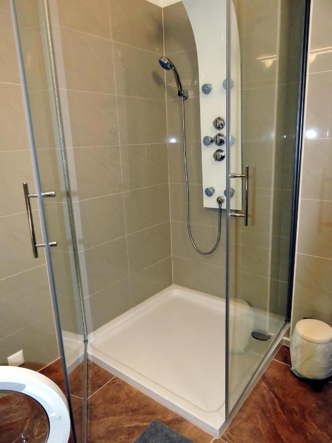 211 Amsterdam, Studio Apartment, 30M2 1-4 Pers Klagenfurt am Woerthersee Ngoại thất bức ảnh